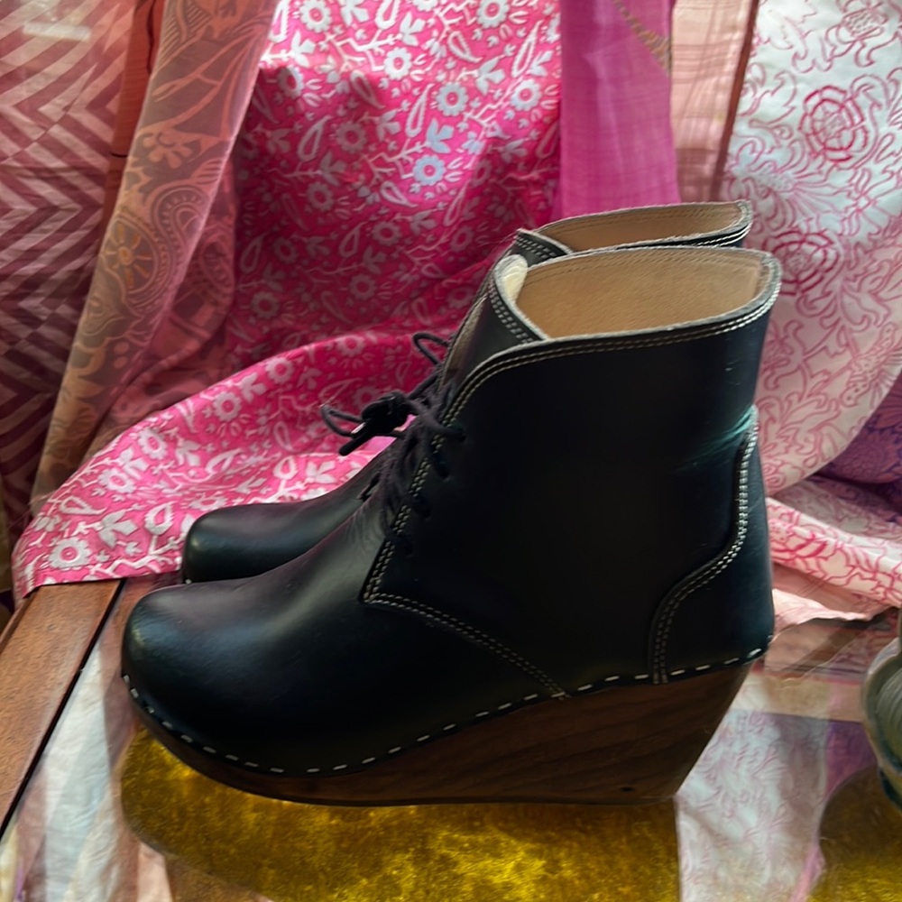 Vintage Maguba Swedish Clog Boots 37